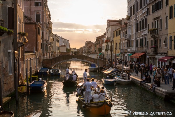Fundraising Serenades in the Canals of Venice - Venezia Autentica | Discover and Support the Authentic Venice -