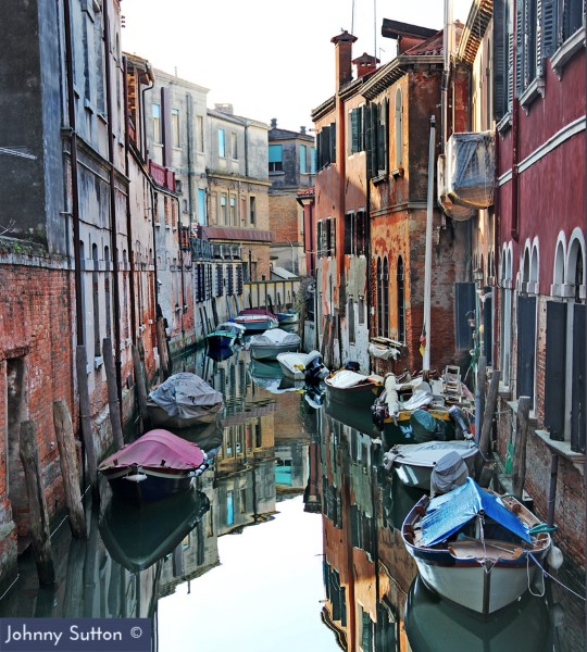 Venetian Boats Photography by Johnny Sutton [PHOTO GALLERY] - Venezia Autentica | Discover and Support the Authentic Venice -