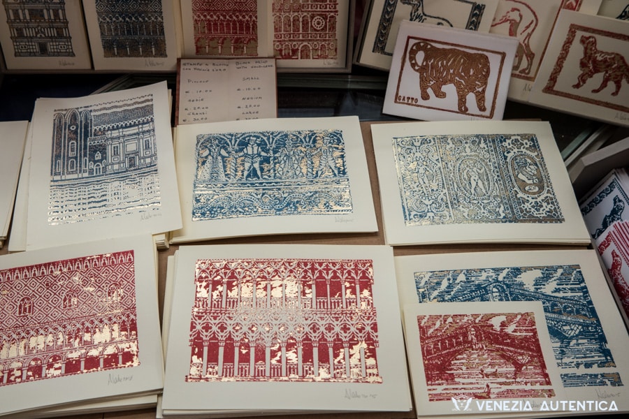 Wonderful gold leaf artisanal serigraphic prints created by Alberto Valese in Venice, Italy, in his artisanal shop Ebrù